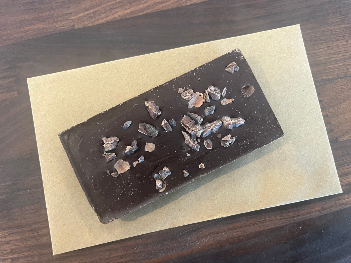 Diety Chocolate 72% dark chocolate sweetened with honey and decorated with cacao nibs