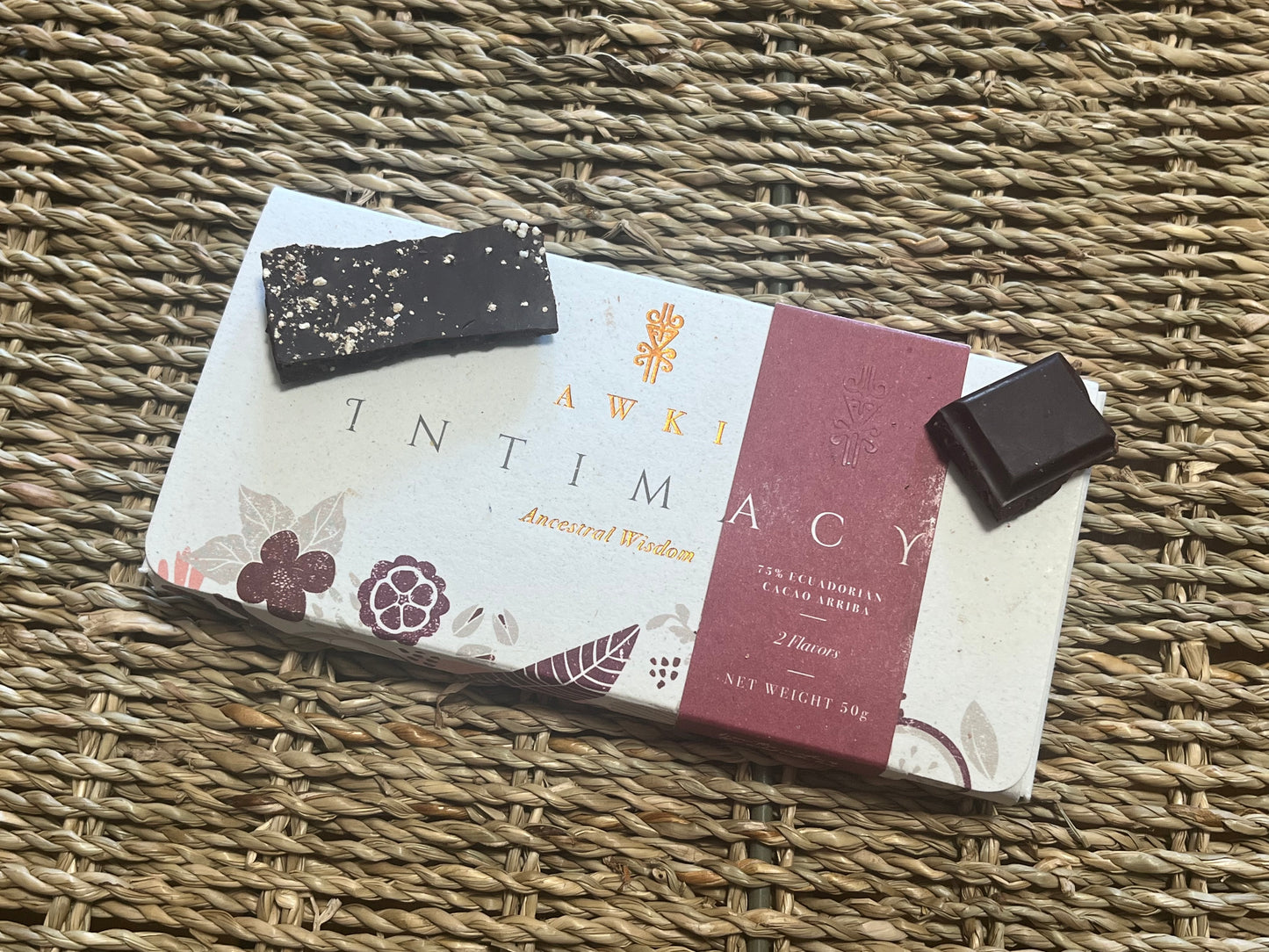 AWKI intimacy 75% dark chocolate bar